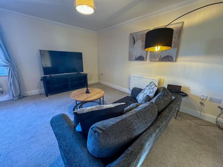 One Bedroom Flat - Free Parking Silverstone Luaran gambar